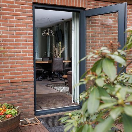 B&B Wicherumloo Wekerom Bagian luar foto