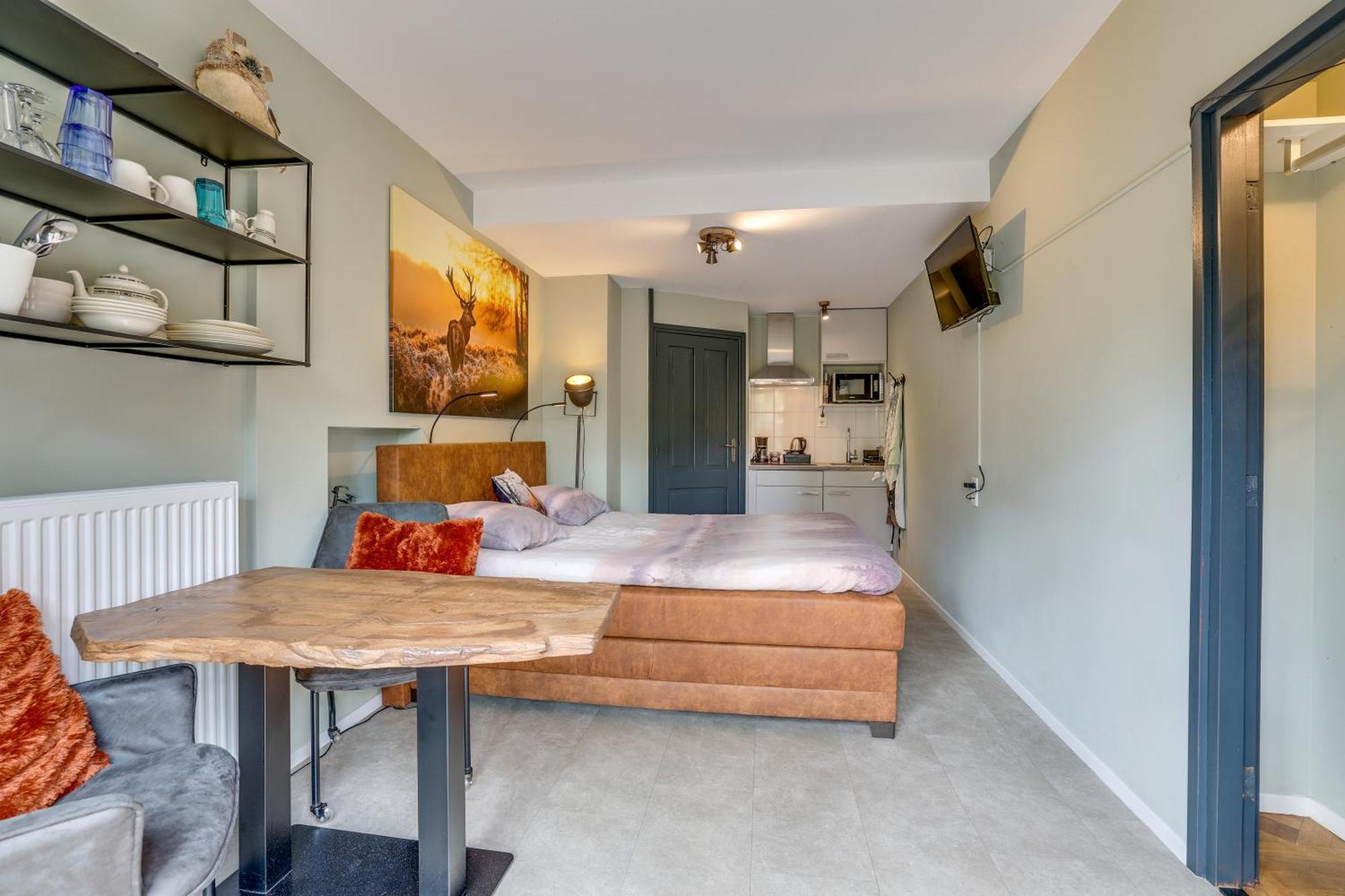 B&B Wicherumloo Wekerom Bagian luar foto