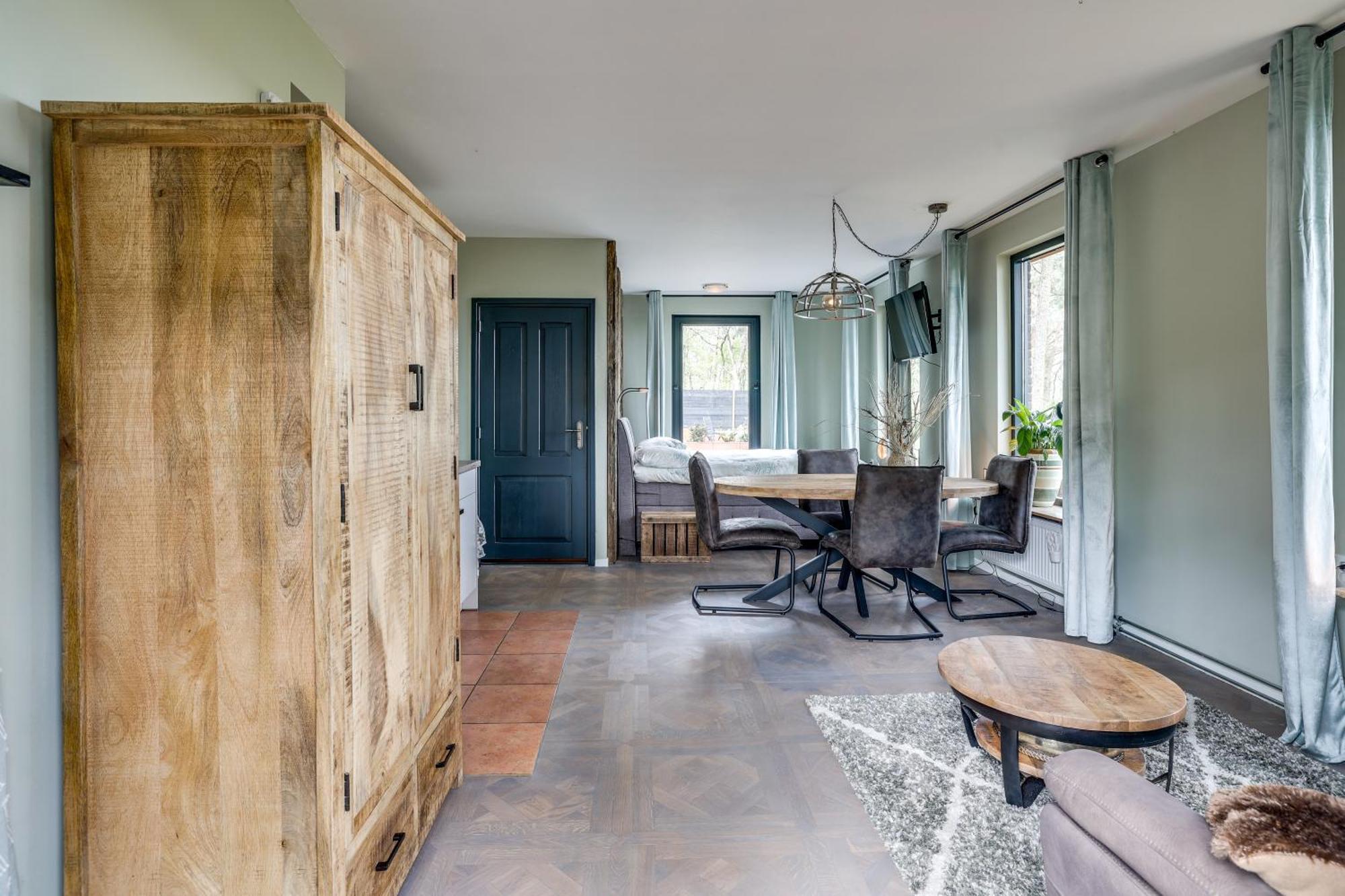 B&B Wicherumloo Wekerom Bagian luar foto