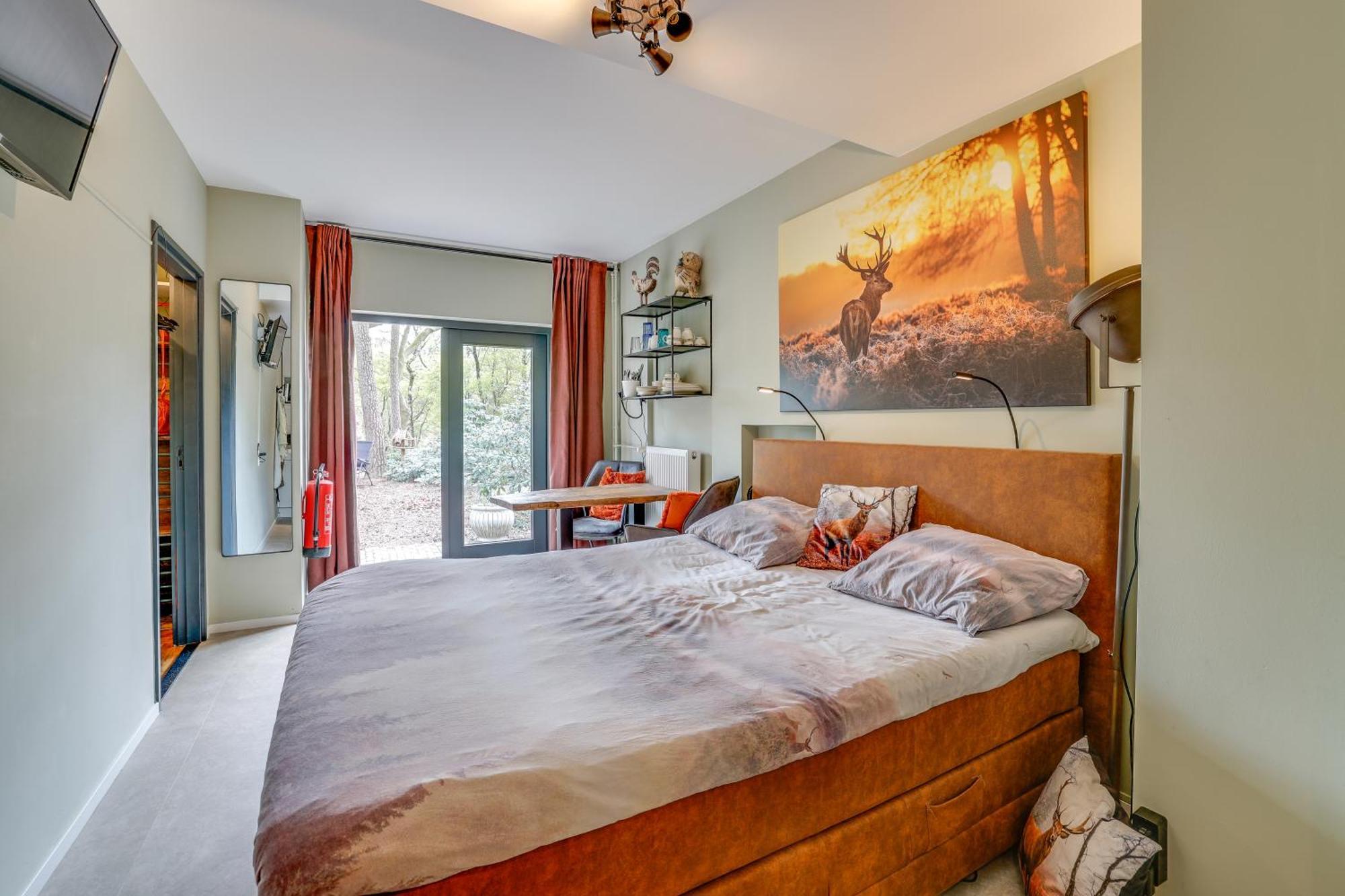 B&B Wicherumloo Wekerom Bagian luar foto